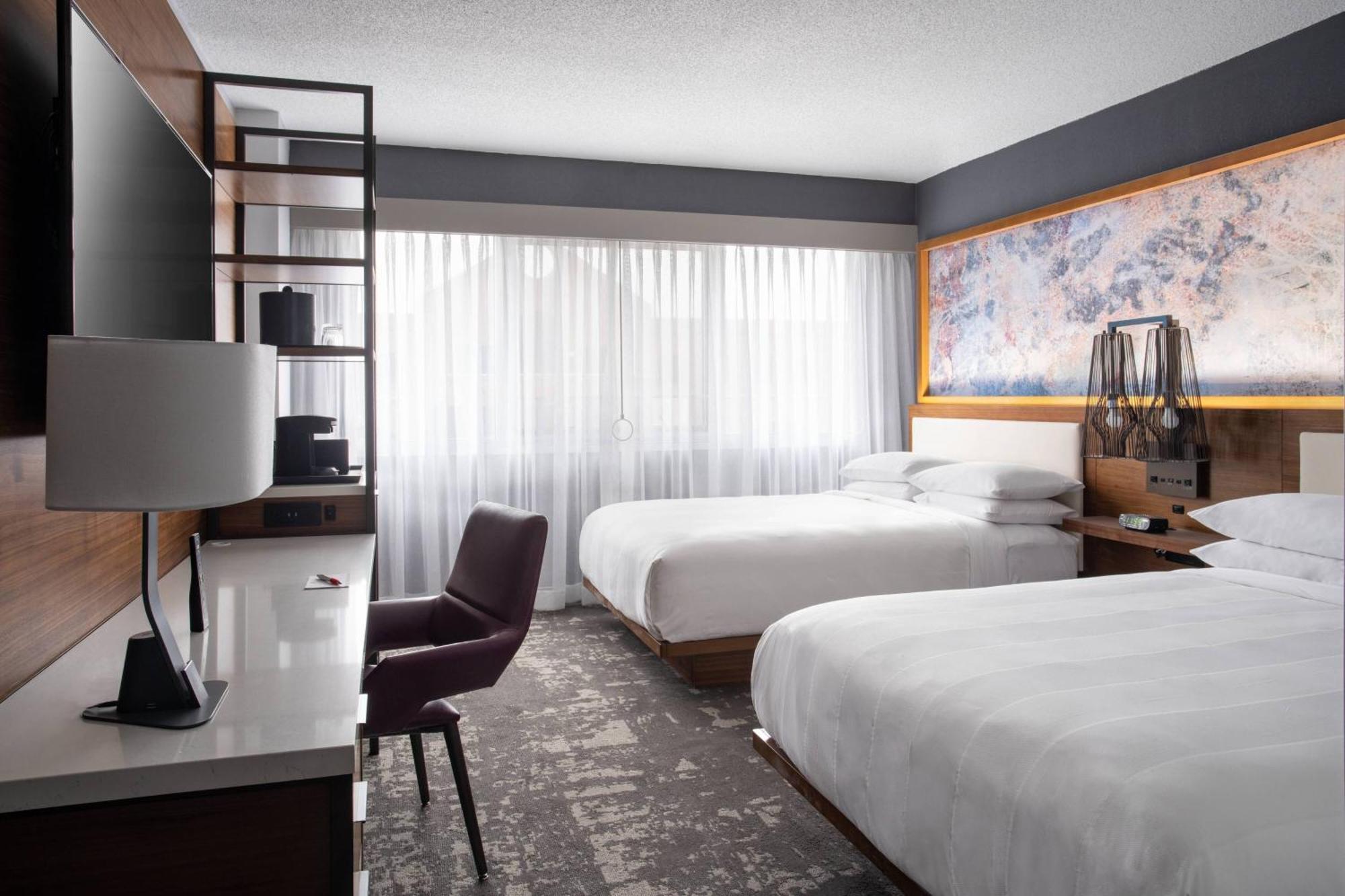Marriott Greensboro Downtown Ngoại thất bức ảnh