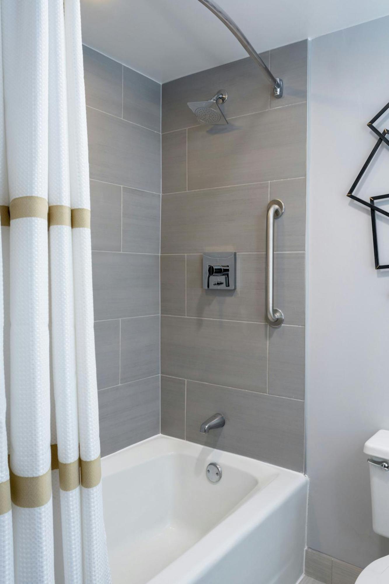 Marriott Greensboro Downtown Ngoại thất bức ảnh
