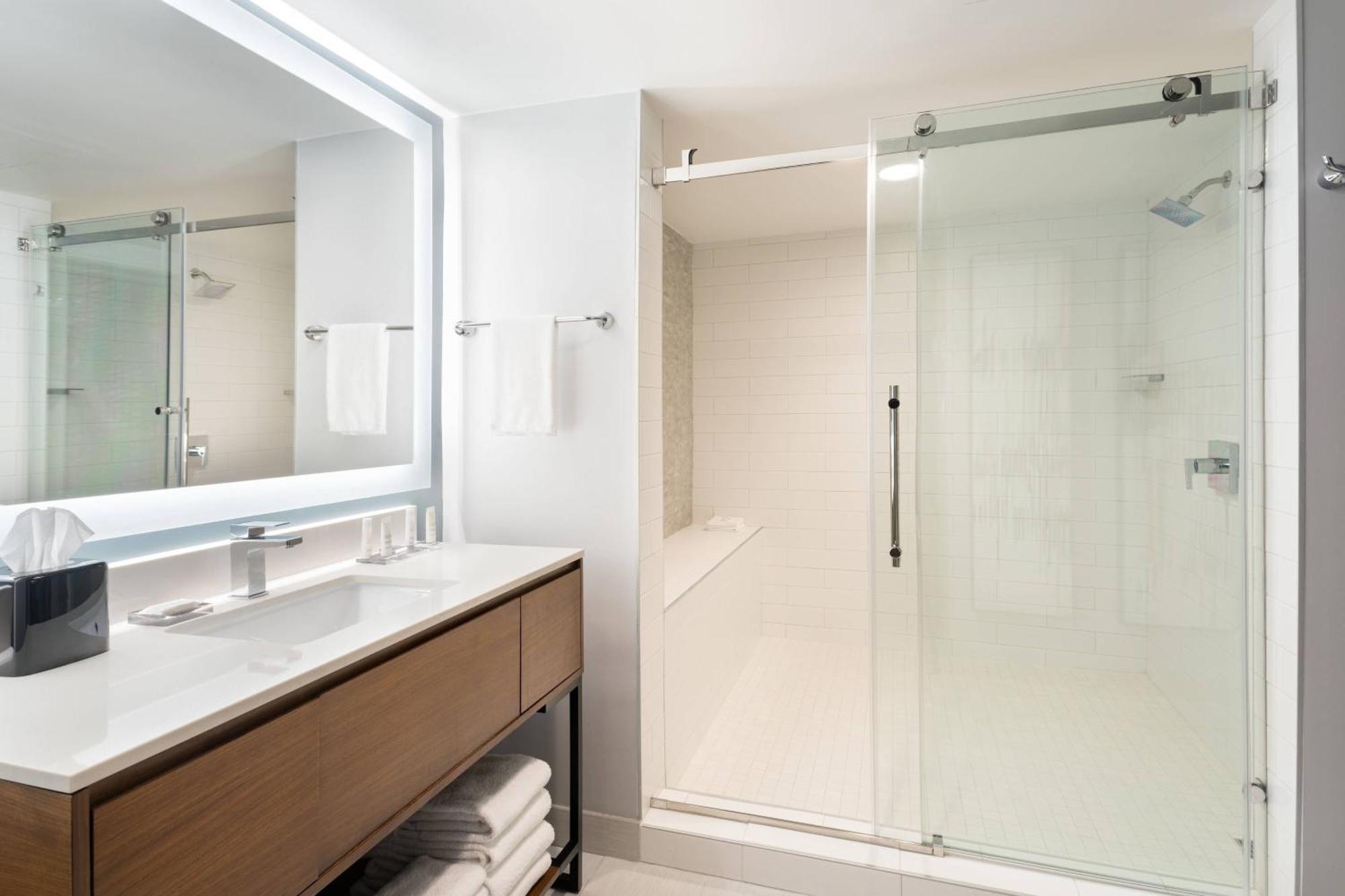 Marriott Greensboro Downtown Ngoại thất bức ảnh