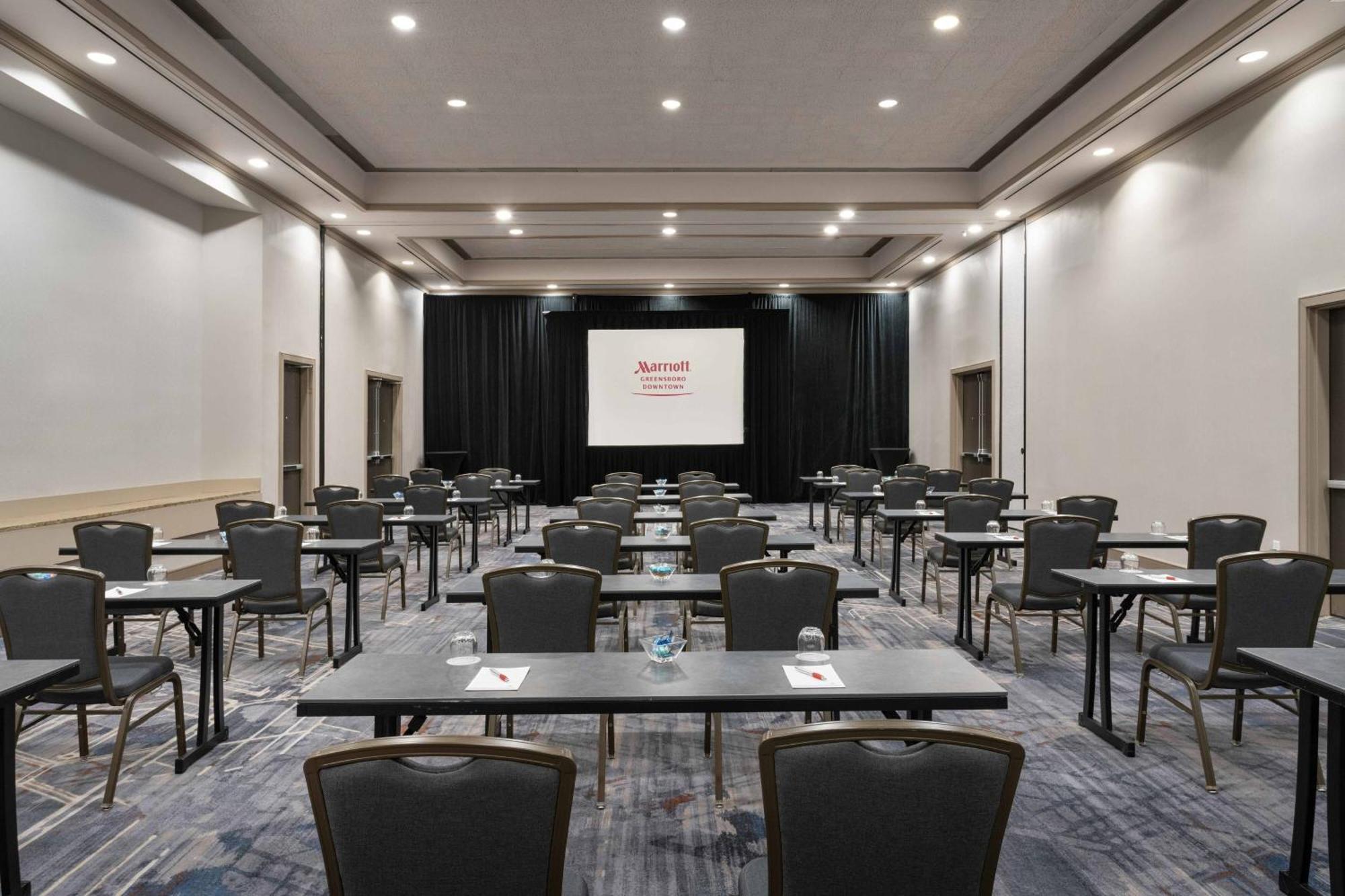 Marriott Greensboro Downtown Ngoại thất bức ảnh